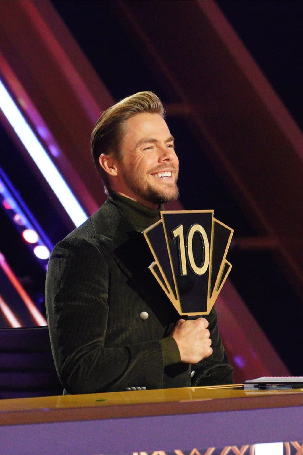 Dancing With The Stars Judge Derek Hough Diagnosed With COVID-19