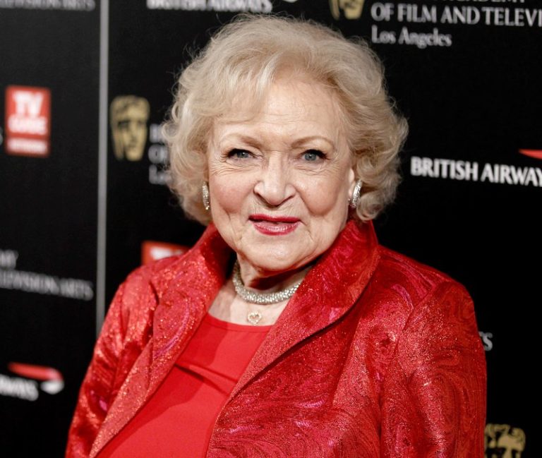 Golden Girls Star Betty White Dead at 99