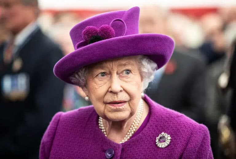 Queen Elizabeth II Dead at 96