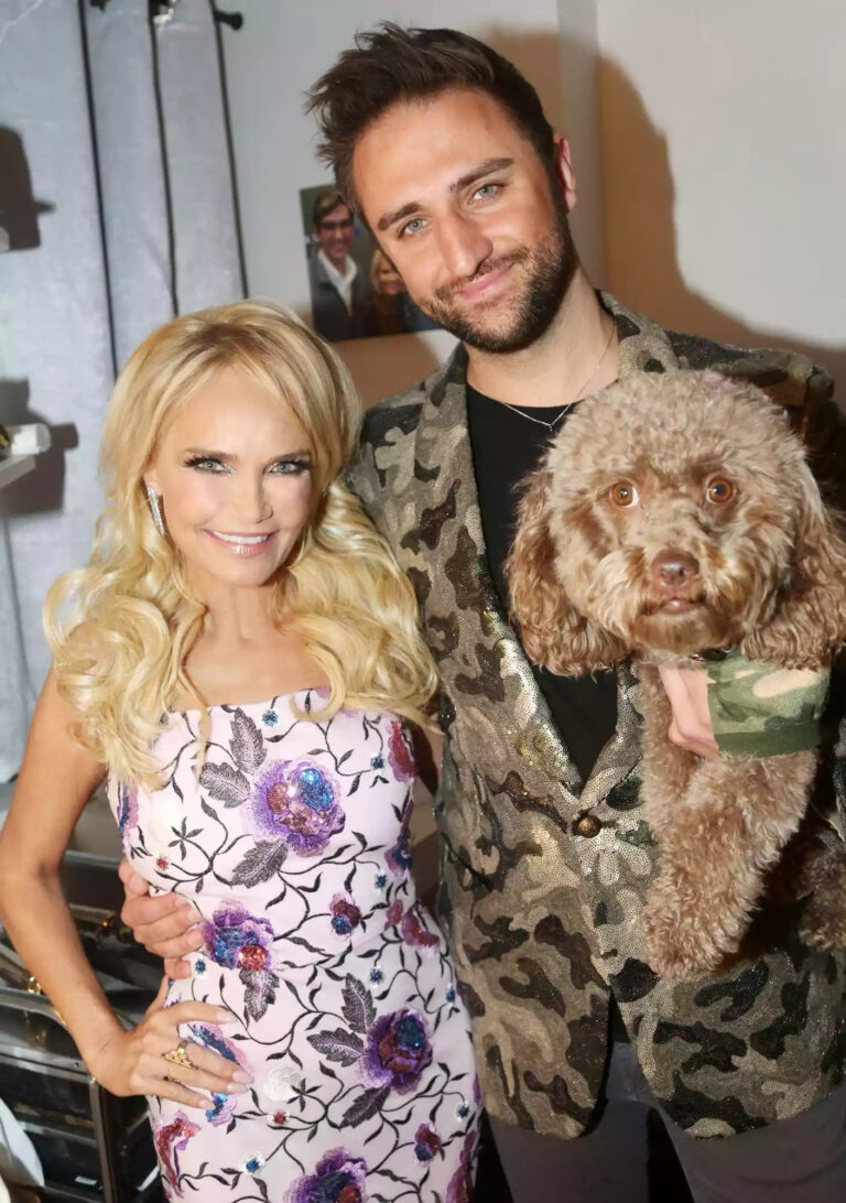 Kristin Chenoweth and Josh Bryant Are Married